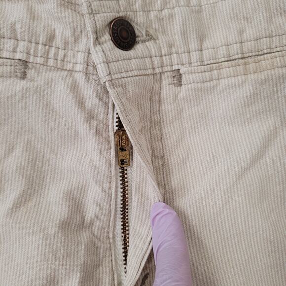 Vintage 70s LEVIS Flared Pants Women 1/2 26x32 Corduroy USA - Picture 6 of 16